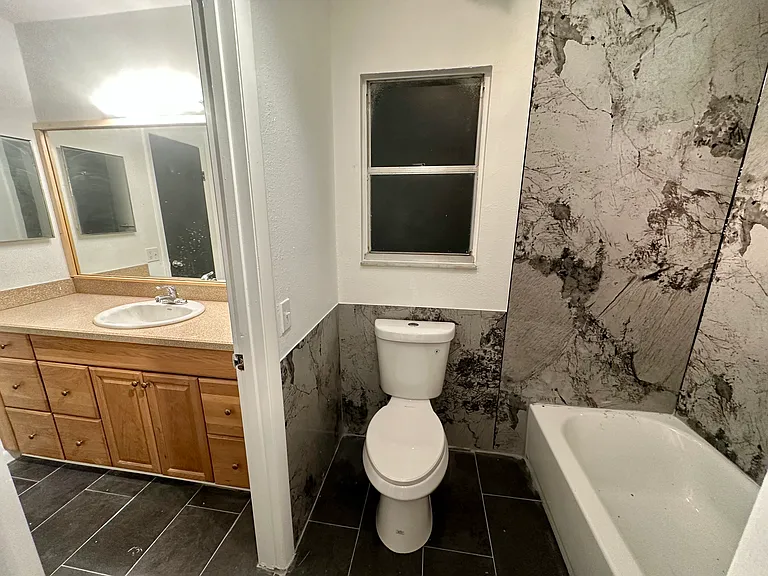 2034 Los Lomas Dr — Photo 7
