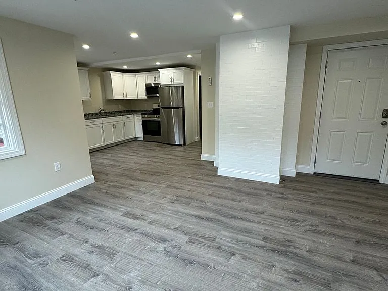 5 Pleasant St #201 — Photo 6