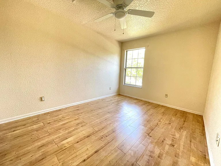 3029 Barrymore Ct — Photo 19