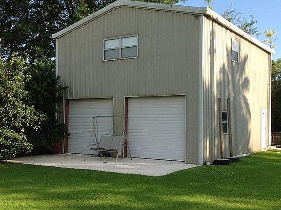 2nd image of 9830 E Park Ave