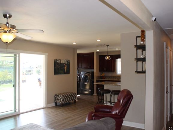 2nd image of 8290 Poppy Way