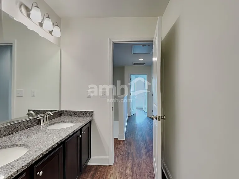 2141 Laurel Village Cir — Photo 21