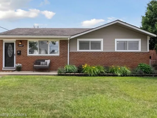 30845 Cooley Blvd, Westland, MI 48185
