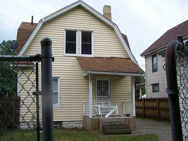 3535 Neilson Ave photo 1