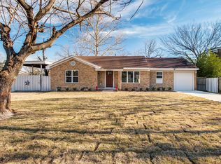 2924 Luzon Rd, Irving, TX 75060