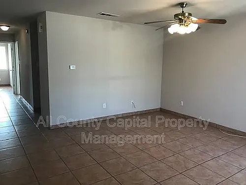 902 Quartz Ct #B Photo 1