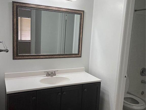 3rd image of 5511 Keoncrest Cir APT 1