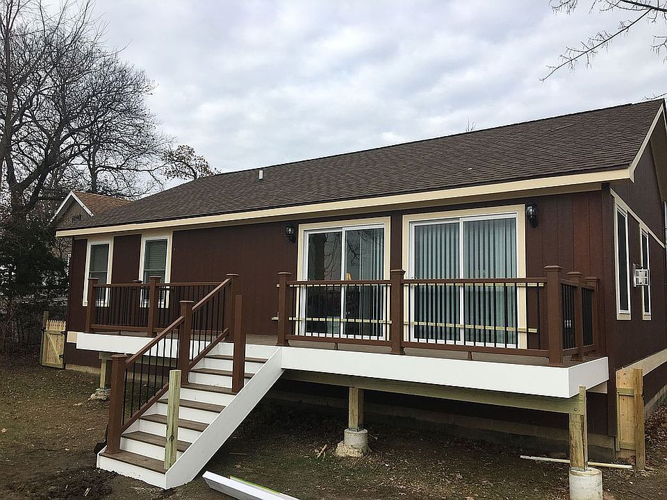1st image of 33706 N Lake Shore Dr