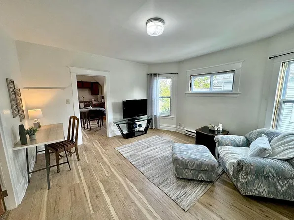 755 Charles Ave, Saint Paul, MN 55104