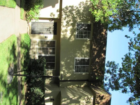 8864 La Riviera Dr Unit D, Sacramento, CA 95826