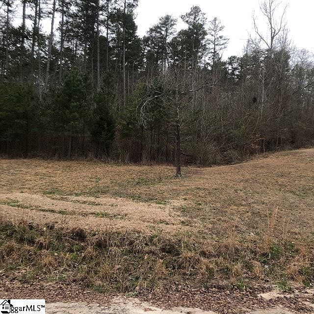 2nd image of 131 Mintz Rd