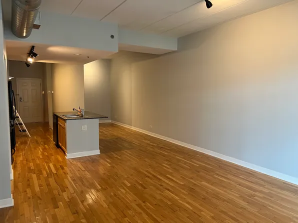 920 W Madison St, Chicago, IL 60607