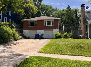 2398 Carter Ave, Saint Paul, MN 55108
