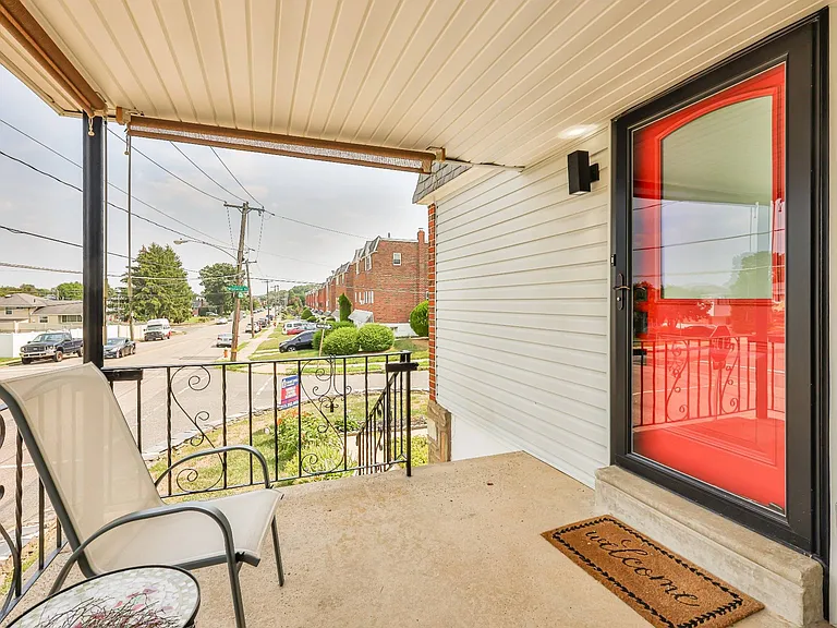 9898 Wistaria St — Photo 47