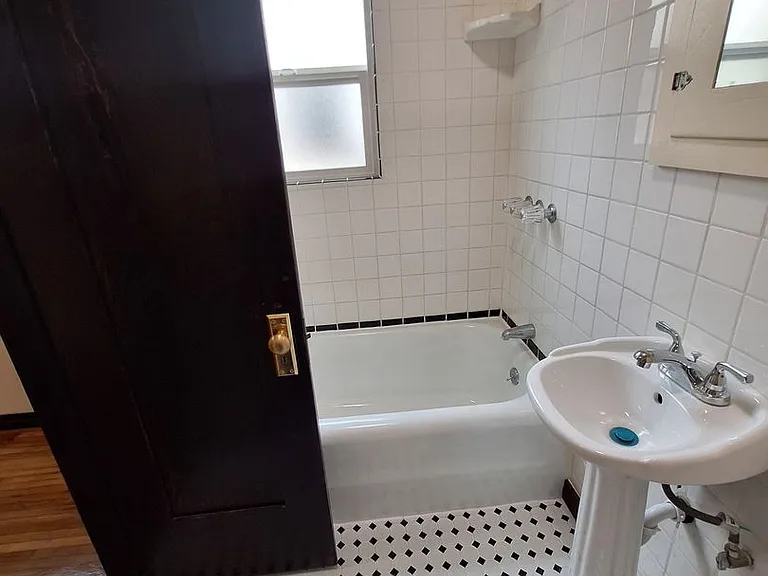 3741 S. Arlington Ave — Photo 17