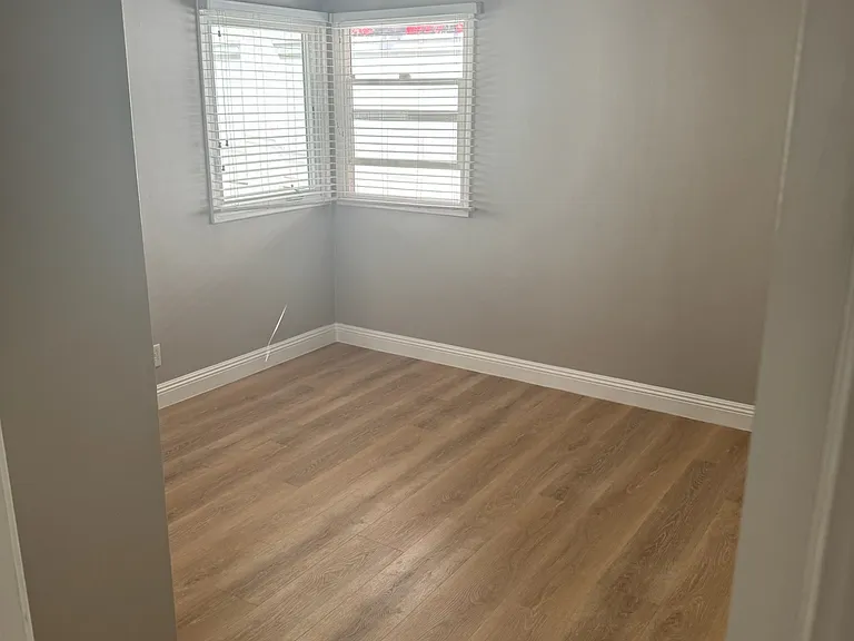 528 N Lucia Ave #1/2 — Photo 14