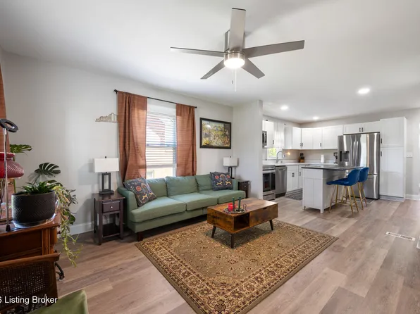 5214 Valley Station Rd, Louisville, KY 40272