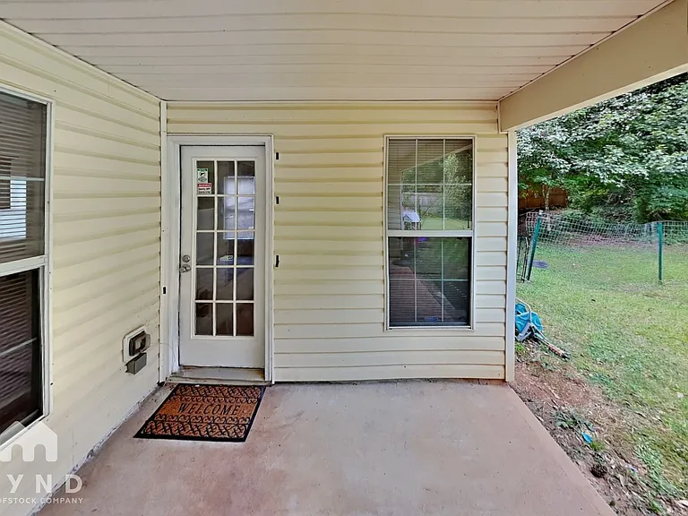 2494 Miller Oaks Cir — Photo 14