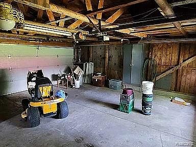3rd image of 1051 County Road 442