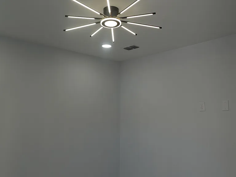 2707 Larkspur Ave #1 — Photo 2