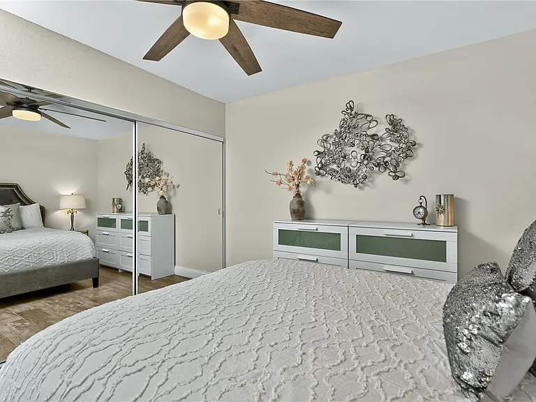 75407 Montecito Dr — Photo 25