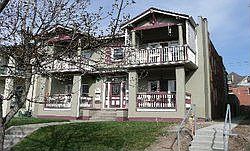 1st image of 1746 Franklin St APT 4