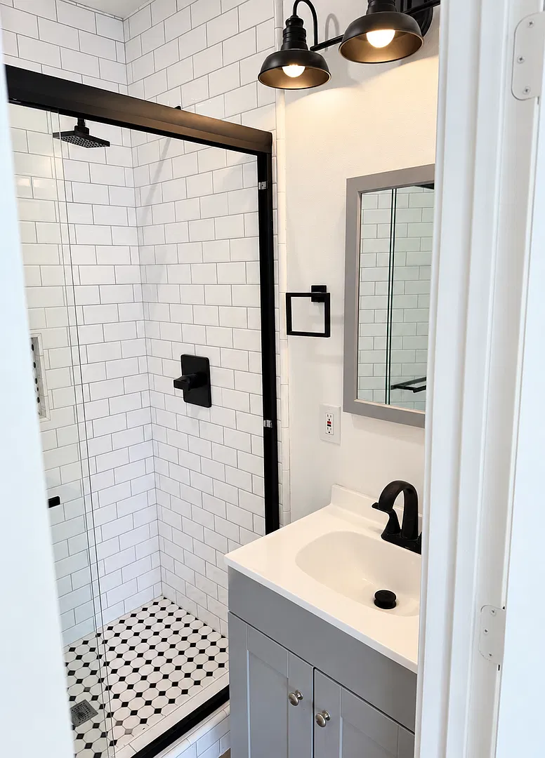 MGGL Apartments LLC — Photo 4