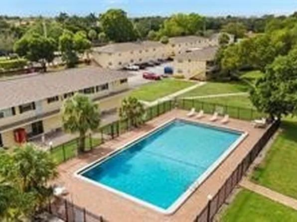 3325 Airport Rd N #S-7, Naples, FL 34105