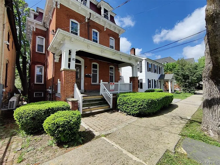 20 Noxon St #B — Photo 16
