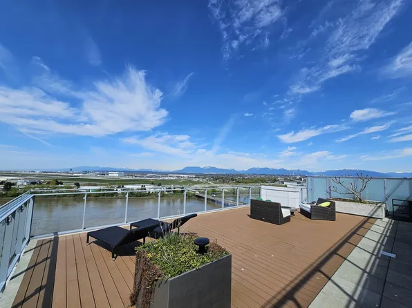 6811 Pearson Way #1201, Richmond, BC V7C 0C3