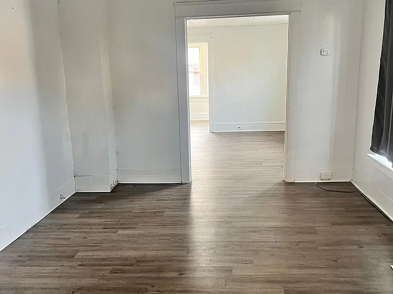 839 E 26th St #1 — Photo 13