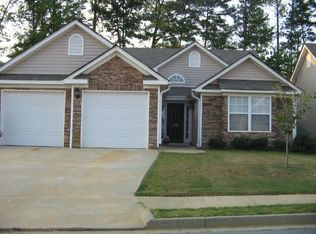 179 Hunterian Pl, Newnan, GA 30265