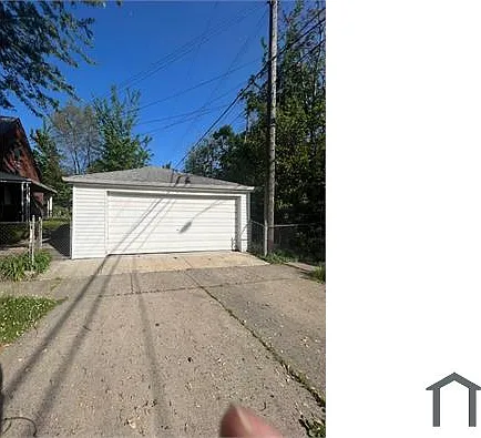 20604 Washtenaw St — Photo 9