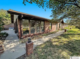 982 N 10th Rd, Palmyra, NE 68418