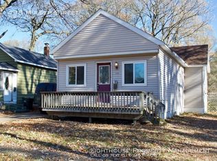 498 Mulder St, Muskegon, MI 49442