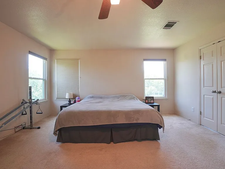 3001 Bernardino Cv — Photo 14