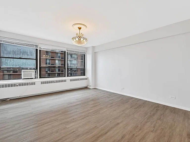 4180 Marine Terrace Apartments — Photo 142