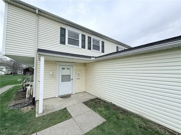 144 Canterbury Ln #B-29, Medina, OH 44256