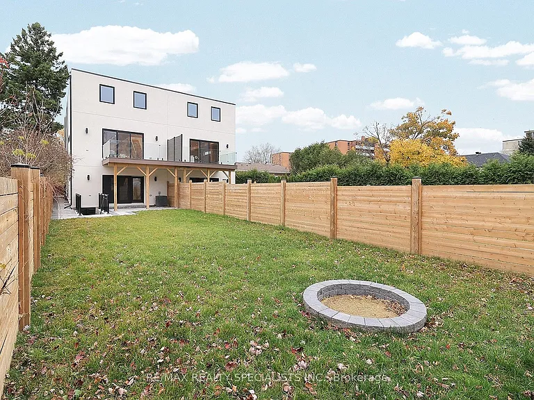 1048 Roosevelt Rd #MAIN — Photo 48
