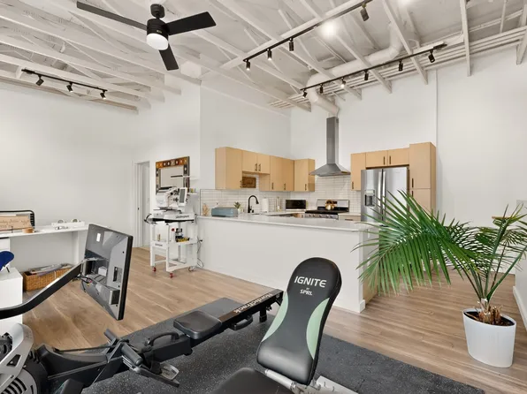 1109 Paseo Corazon #D-3, Santa Fe, NM 87507