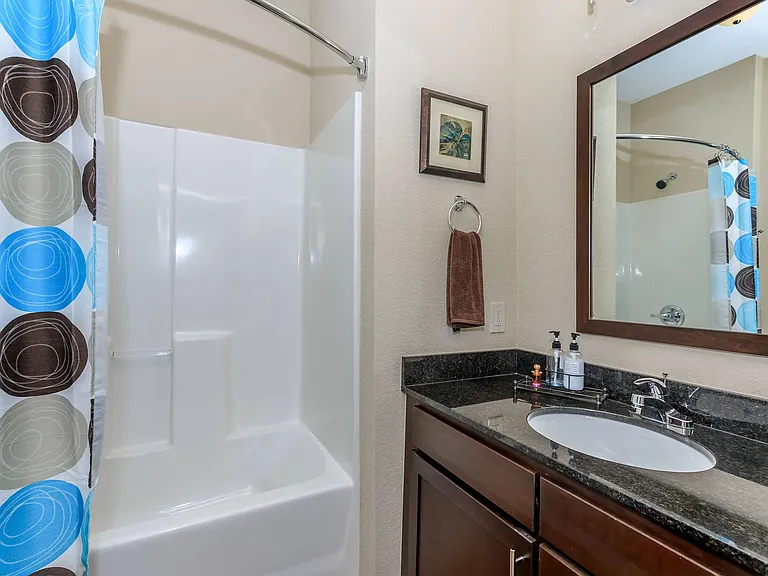 SunSTONE at MarketPlace Apartments — Photo 13