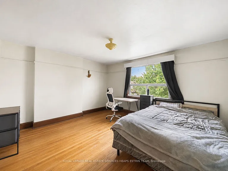 95 Caithness Ave — Photo 8
