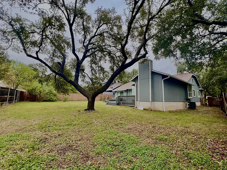 11917 Meadowfire Dr — Photo 39