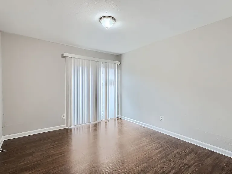 The Gardens Apartments — Photo 8