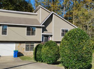 345 Lori Ln, Riverdale, GA 30296
