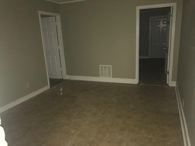 2nd image of 2928 Semmes St