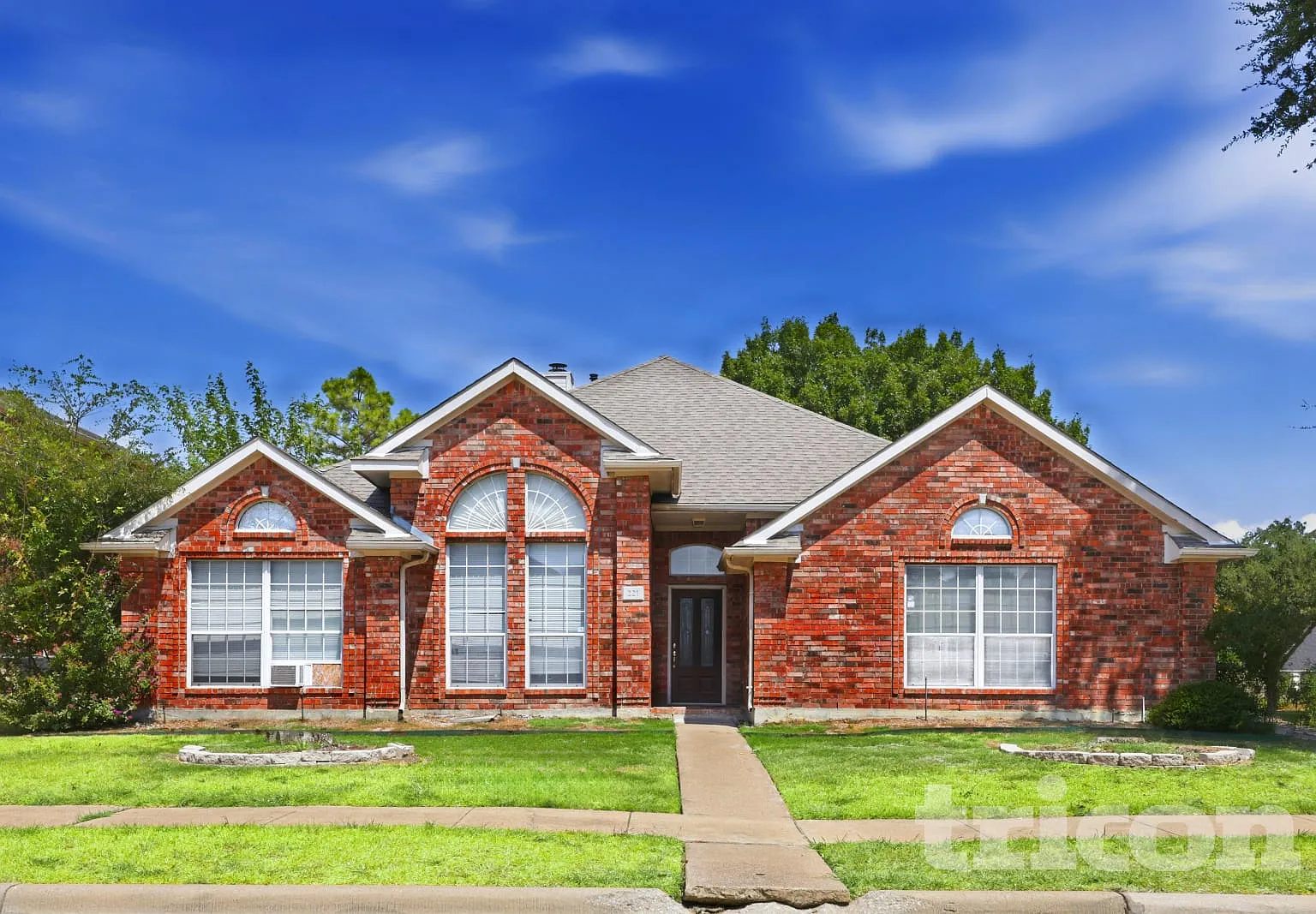 221 Miramar Drive Arlington TX — Photo 1