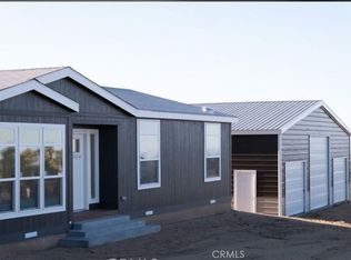 8650 Sahara Rd, Phelan, CA 92371