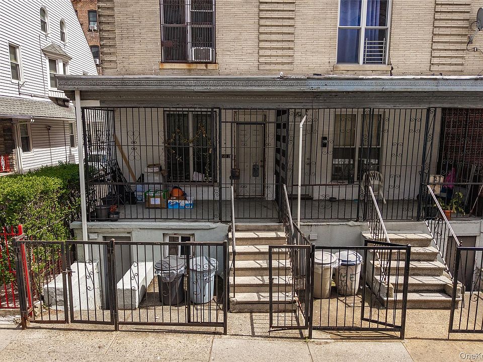 1st image of 2412 Grand Avenue