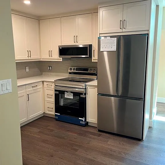 6146 Malden Rd #9 — Photo 5